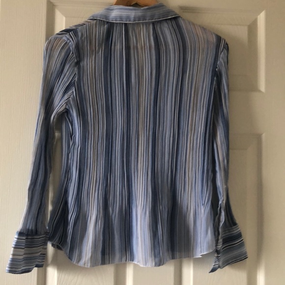 Striped blue button up blouse - Picture 2 of 8